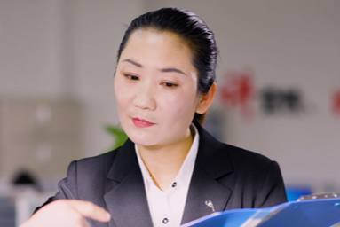 定期的上门保养和主动巡检机制，确保设备使用安全、高性能